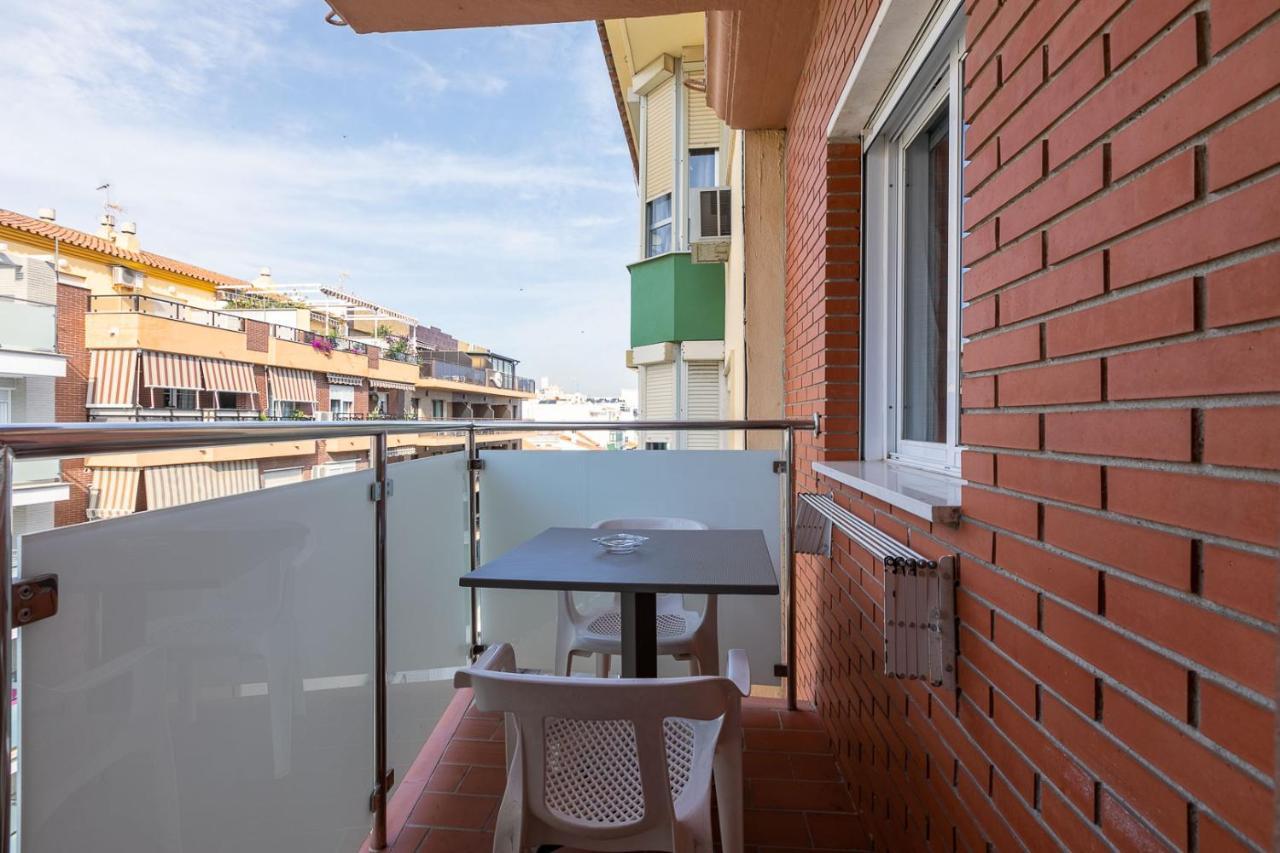 Apartamentos Guerrero Torre Del Mar Bagian luar foto