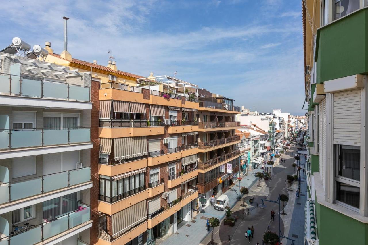 Apartamentos Guerrero Torre Del Mar Bagian luar foto