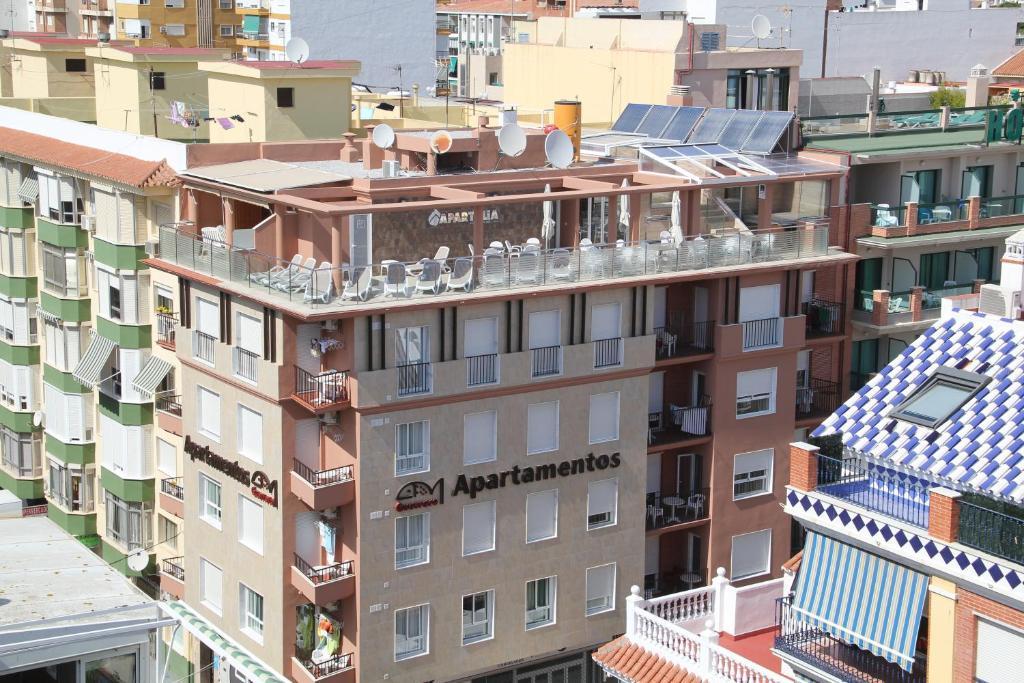 Apartamentos Guerrero Torre Del Mar Bagian luar foto