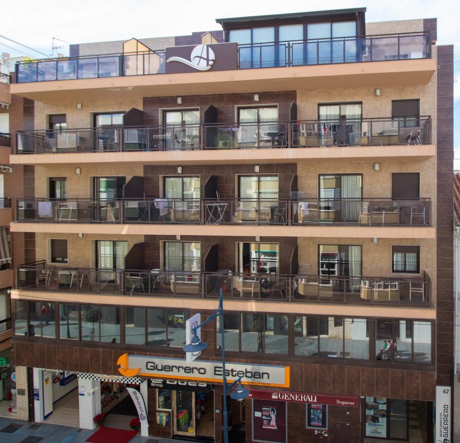 Apartamentos Guerrero Torre Del Mar Bagian luar foto