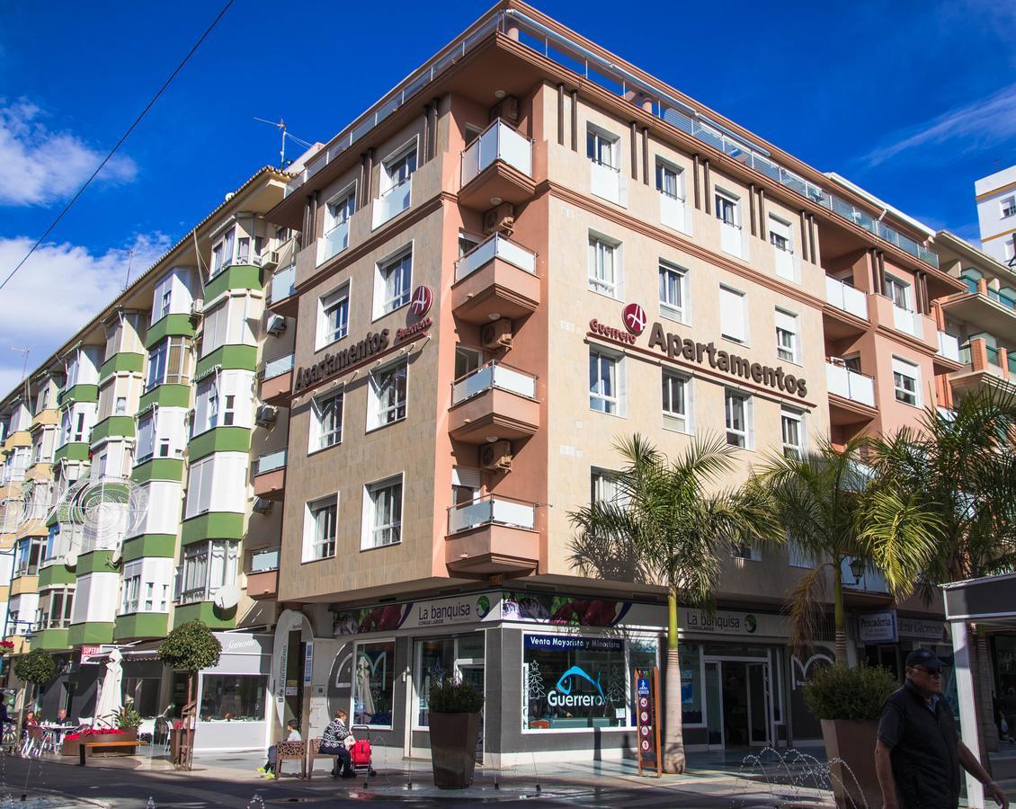 Apartamentos Guerrero Torre Del Mar Bagian luar foto