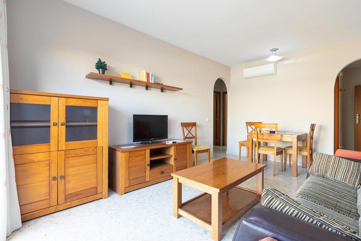 Apartamentos Guerrero Torre Del Mar Bagian luar foto