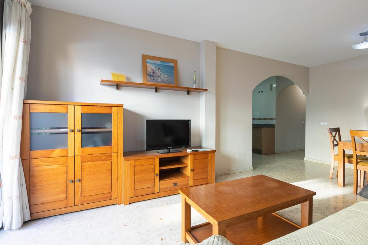 Apartamentos Guerrero Torre Del Mar Bagian luar foto