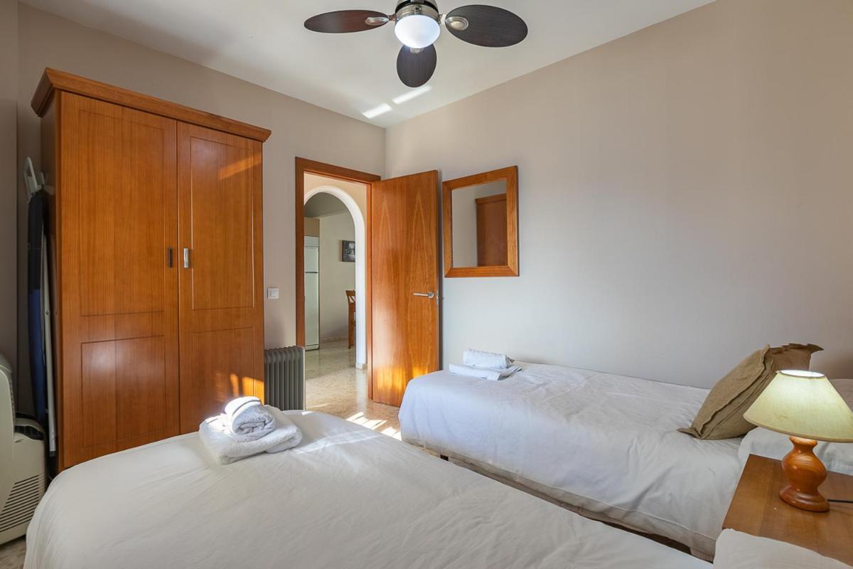Apartamentos Guerrero Torre Del Mar Bagian luar foto