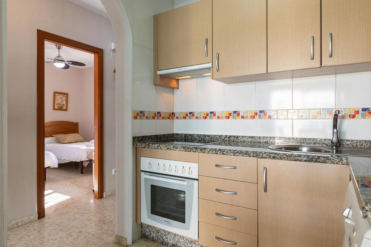 Apartamentos Guerrero Torre Del Mar Bagian luar foto